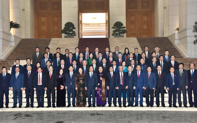 Thủ tướng Nguyễn Xuân Phúc chủ trì chương trình gặp mặt Chính phủ nhiệm kỳ 2016-2021.