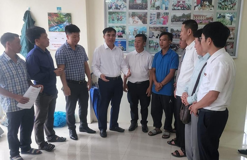Người dân huyện Mường Nhé phản ánh khó khăn khi tiếp cận nguồn vốn vay.