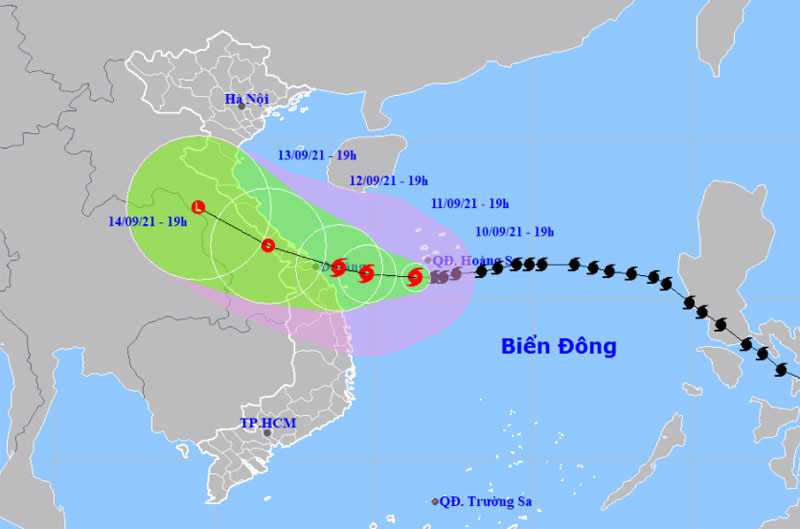 Vị trí và hướng di chuyển của bão số 5. (Nguồn: nchmf.gov.vn)