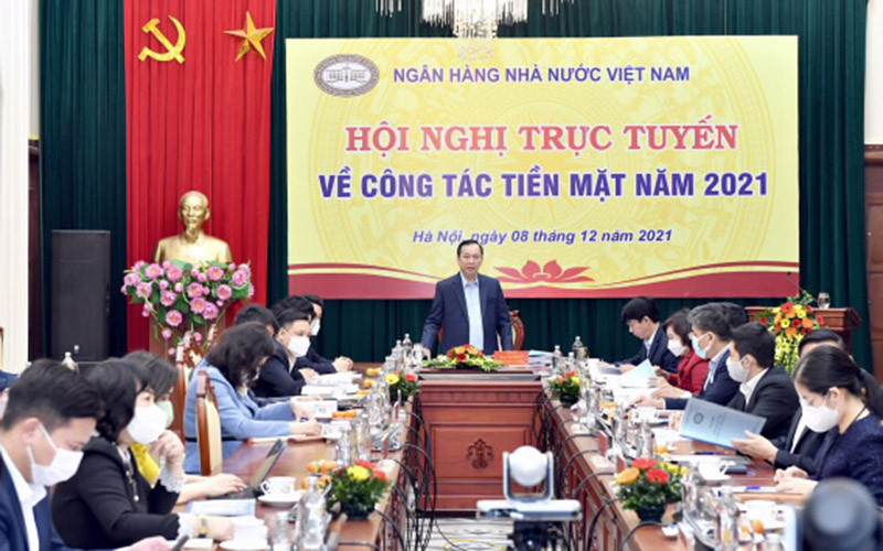 Phó Thống đốc Thường trực Đào Minh Tú phát biểu tại hội nghị.