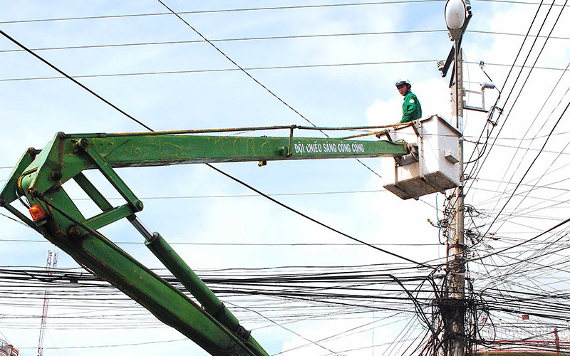 Chỉ đạo mới của Cà Mau hạn chế ra đường sau 18 giờ, ngoại trừ một số hoạt động công ích, như: xử lý sự cố về điện, môi trường… 