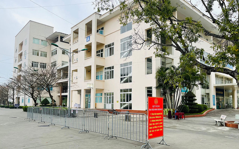 Bệnh viện dã chiến được thiết lập tại Bệnh viện Đại học Kỹ thuật y tế Hải Dương .