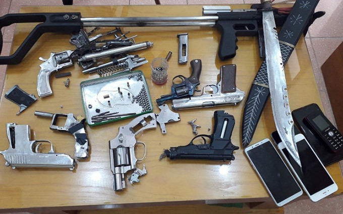 Số vũ khí thu được tại nhà của bị can Phạm Quang Bình