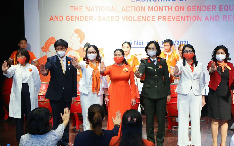 Các đại biểu tham gia Lễ phát động truyền đi thông điệp về bình đẳng giới. (Ảnh: UN Women Viet Nam)