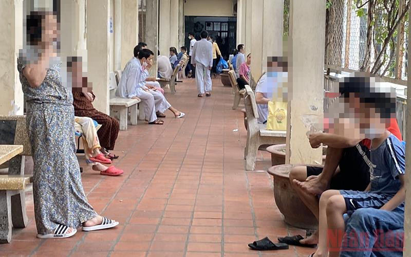 Tỷ lệ bệnh nhân tới khám vì rối loạn giấc ngủ gia tăng tại Viện Sức khỏe tâm thần, Bệnh viện Bạch Mai. 