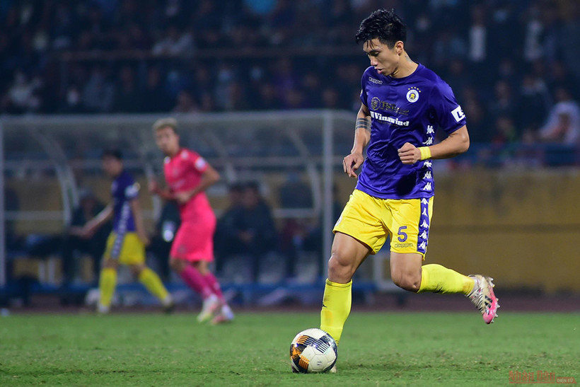 Văn Hậu trở lại đầy mạnh mẽ sau thời gian dài chấn thương. 