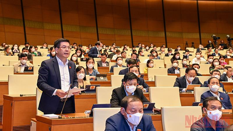 Bộ trưởng Công thương Nguyễn Hồng Diên. Ảnh: LINH NGUYÊN