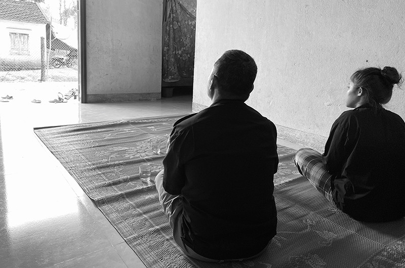 Trở về nhà sau những ngày ám ảnh, anh Hồ Văn Nam muốn con gái đi học trở lại để có nghề nghiệp cho tương lai ổn hơn.