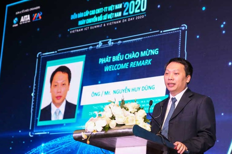 Thứ trưởng Thông tin và Truyền thông Nguyễn Huy Dũng phát biểu khai mạc Diễn đàn.