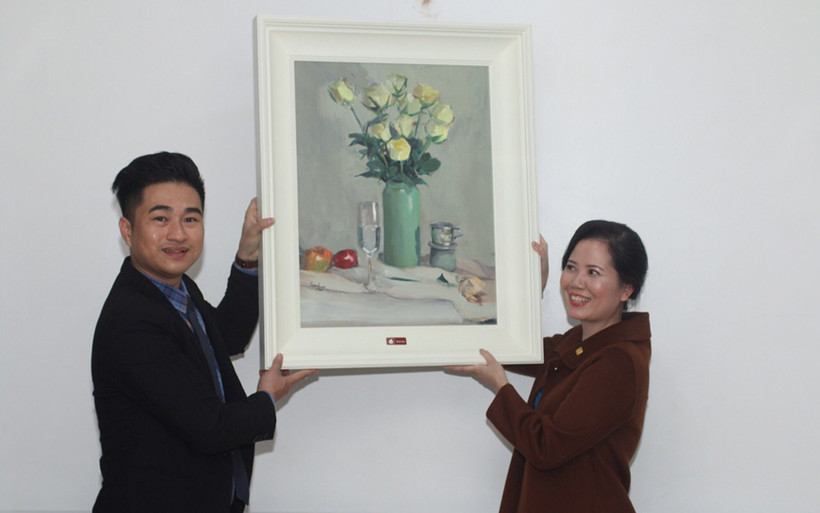 Tặng 50 bức tranh trang trí tại Bệnh viện Đa khoa Xanh Pôn