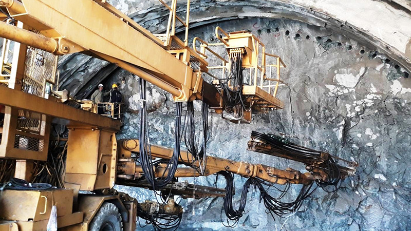 Hạng mục hầm Tam Điệp thuộc dự án đường cao tốc Mai Sơn - quốc lộ 45 thi công vượt tiến độ kế hoạch.