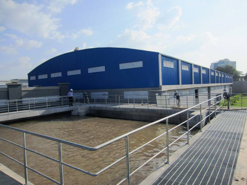 Bể tiếp nhận nước tại Nhà máy nước Thủ Đức 3, quận Thủ Đức, TP Hồ Chí Minh, sử dụng công nghệ xử lý nước hiện đại của châu Âu.