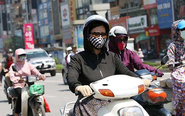 Nắng nóng gay gắt còn kéo dài trong nhiều ngày tới