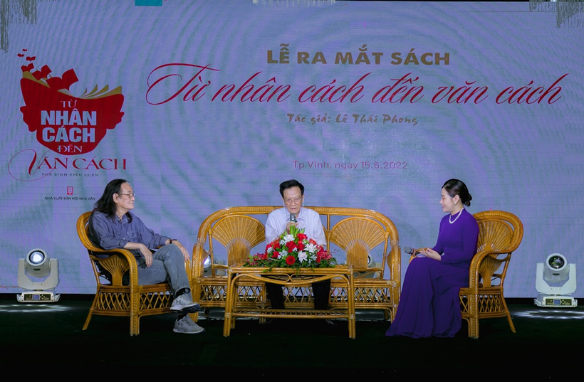Lễ ra mắt sách "Từ nhân cách đến văn cách".