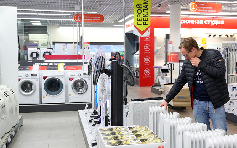 Một cửa hàng bán đồ điện tử ở Nga. (Ảnh: iz.ru)