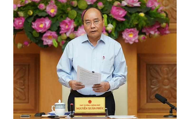 Thủ tướng Nguyễn Xuân Phúc phát biểu ý kiến tại phiên họp.