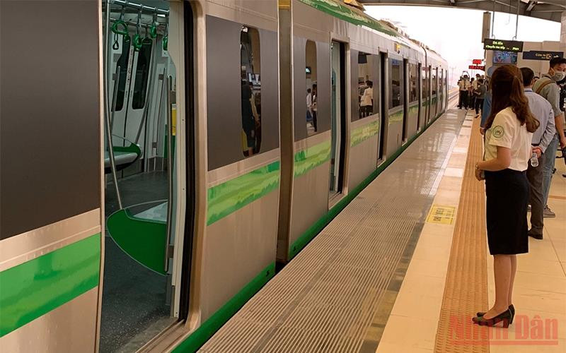 Đường sắt Cát Linh - Hà Đông.