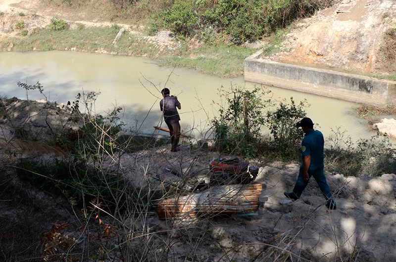 Vũng nước nơi ba em học sinh bị đuối nước thương tâm.