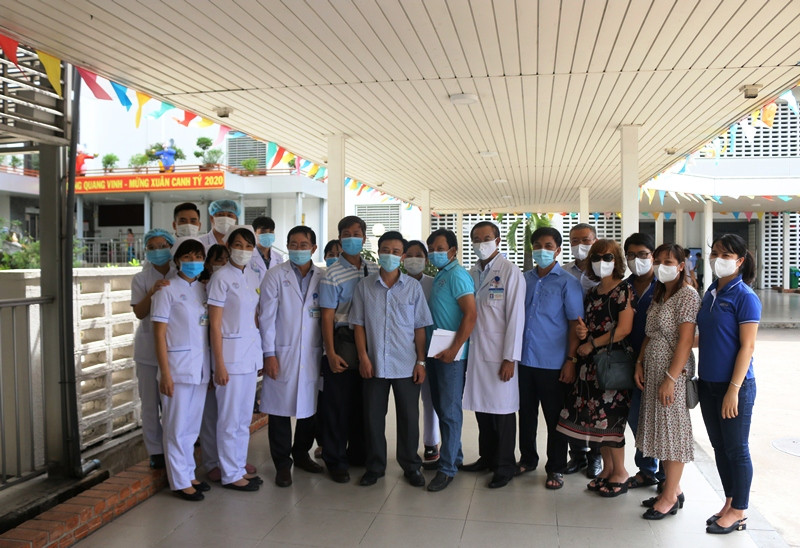 Đội phản ứng nhanh số 7, Bệnh viện Chợ Rẫy lên đường chi viện cho Đà Nẵng.