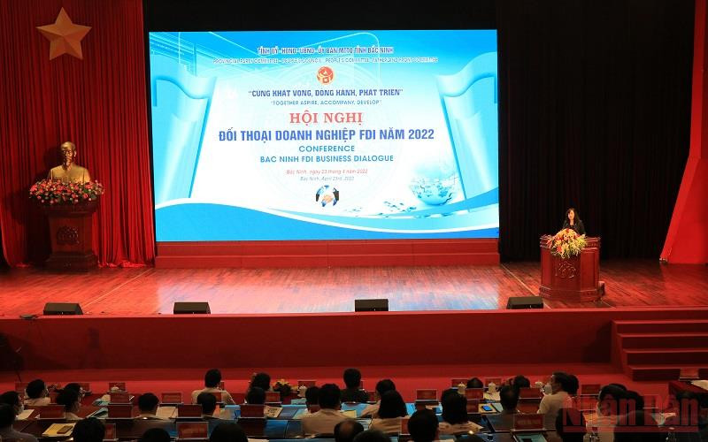 Toàn cảnh buổi đối thoại.