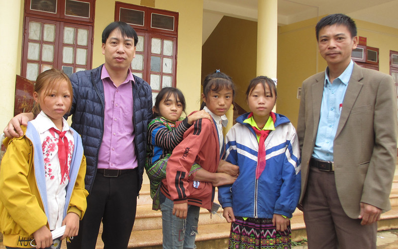 Hờ Thị Sâu luôn nhận được sự quan tâm, giúp đỡ của các thầy, cô giáo và bạn học.