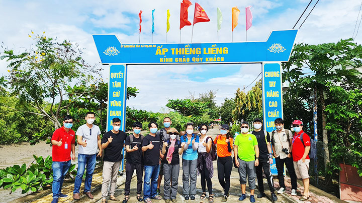 Đảo xanh yên ả