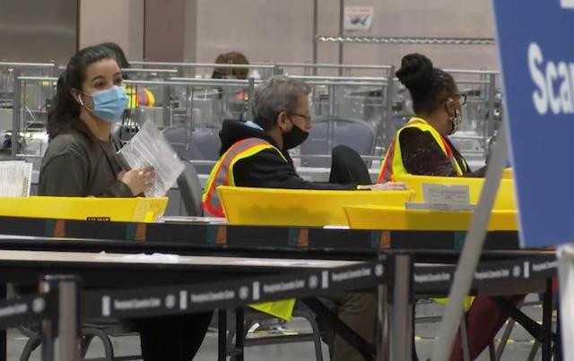 Một số bang chủ chốt vẫn đang trong quá trình kiểm phiếu bầu cử Tổng thống Mỹ năm 2020. (Ảnh: CNN)