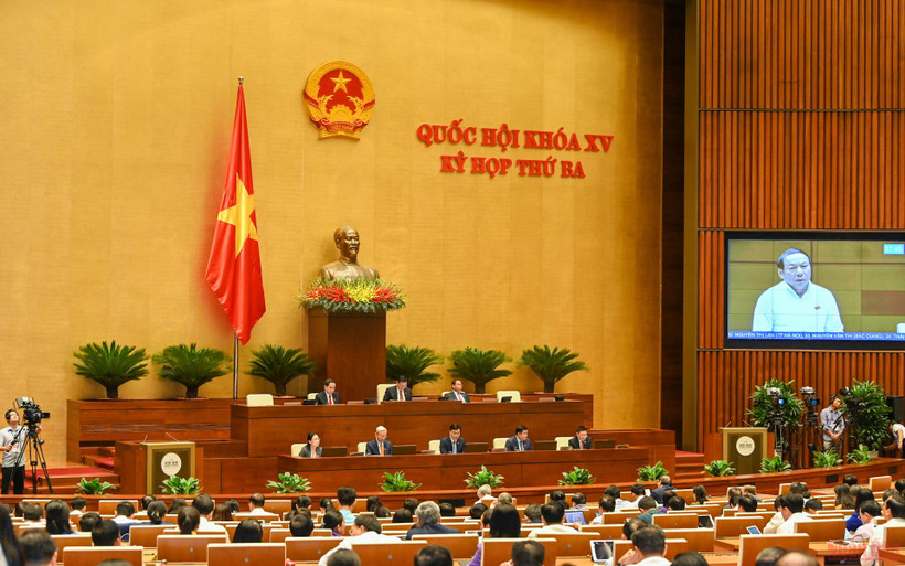 Quang cảnh phiên họp của Quốc hội, chiều 1/6. (Ảnh: LINH NGUYÊN)