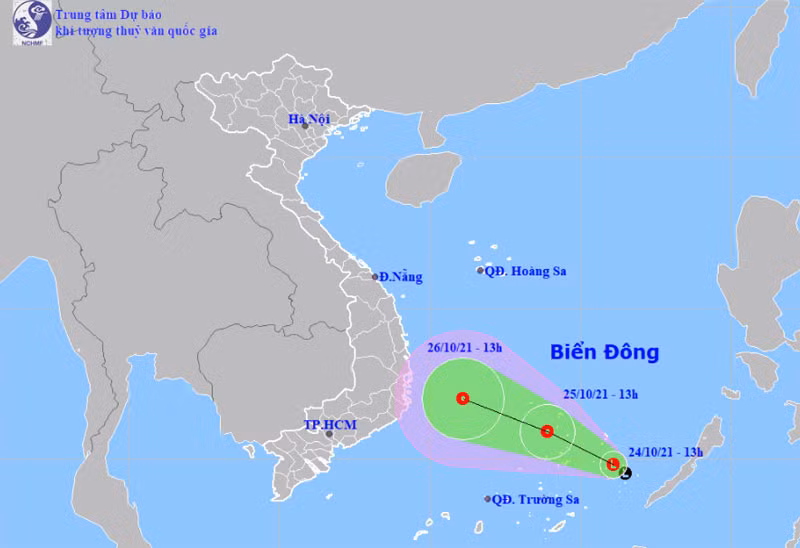 Vị trí và hướng di chuyển của vùng áp thấp trên Biển Đông. (Nguồn: nchmf.gov.vn)
