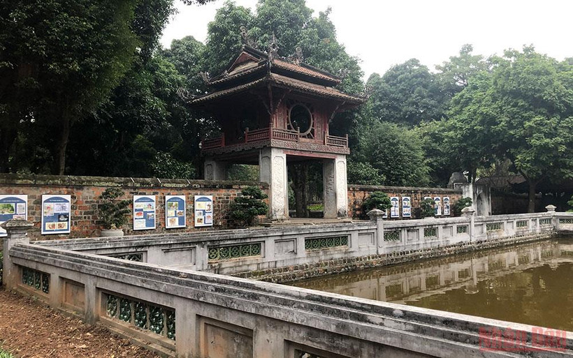 Văn Miếu, địa điểm quen thuộc của Ngày thơ Việt Nam hằng năm.