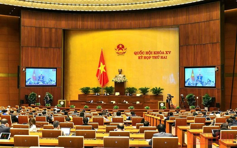 Quang cảnh phiên thảo luận của Quốc hội về dự án Luật Thi đua, khen thưởng (sửa đổi) ngày 28/10. (Ảnh: LINH NGUYÊN)