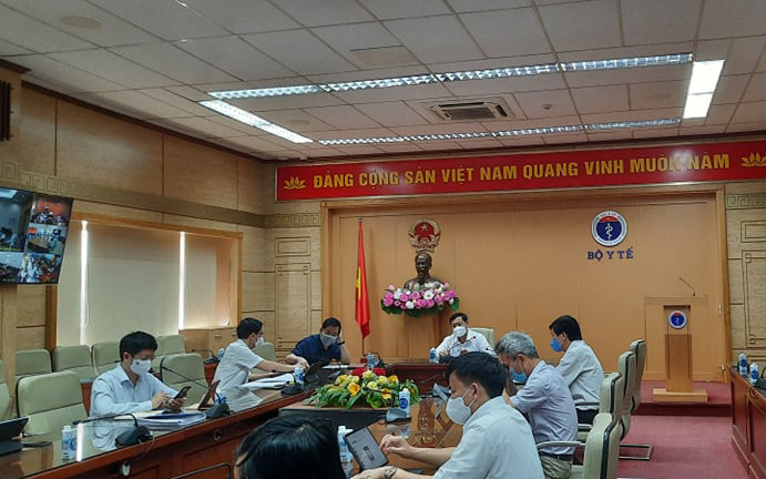 Hai bệnh viện lớn tuyến Trung ương nỗ lực điều trị trong điều kiện cách ly