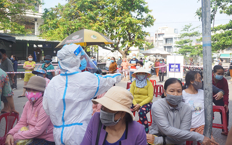 Bốn người liên quan đến BN 3638 nhiễm Covid-19.