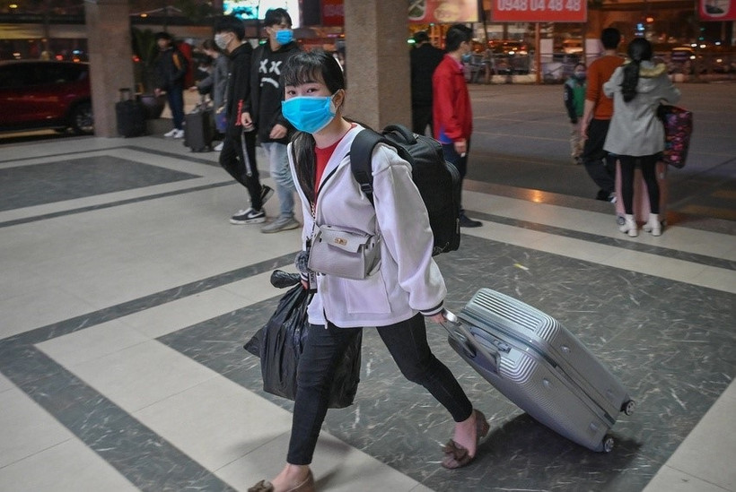 Chuẩn bị bước vào Tết nguyên đán, nhiều tỉnh, thành phố ra thông báo phòng, chống dịch cho bà con về quê.