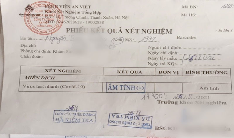 Giấy xét nghiệm đã bị sửa chữa thông tin ngày xét nghiệm.