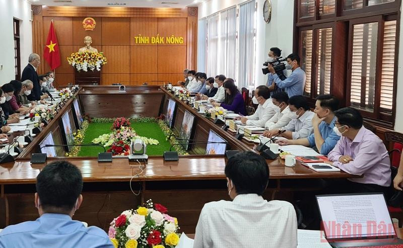 Quang cảnh buổi Tọa đàm tham vấn các chuyên gia về Phát triển kinh tế-xã hội tỉnh Đắk Nông. 