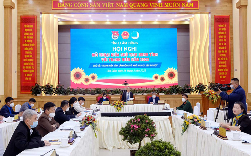 Quang cảnh hội nghị.