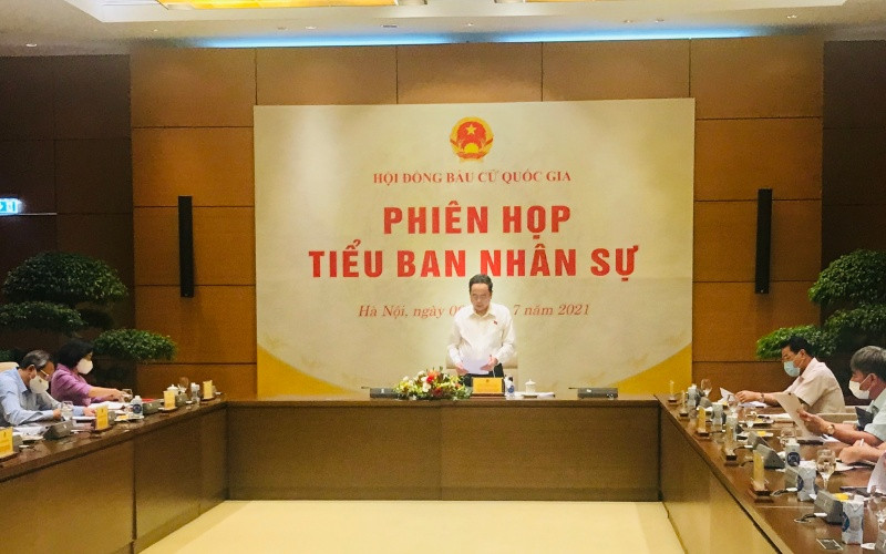 Quang cảnh phiên họp.