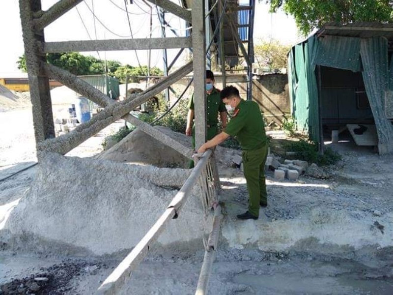 Cưỡng chế, xử lý nghiêm những công trình lấn chiếm lòng sông