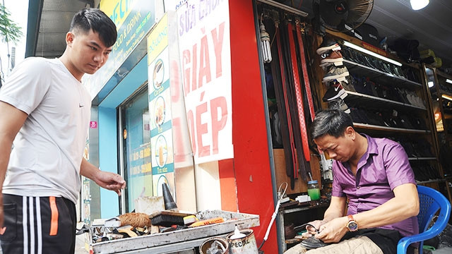 Hộ kinh doanh sẽ có điều kiện hưởng các quyền lợi, quy định hỗ trợ khi mô hình kinh doanh này được luật hóa. Ảnh: LAM ANH