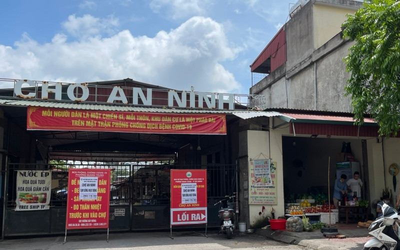 Chợ An Ninh trong thời gian tạm dừng hoạt động để phòng, chống dịch.