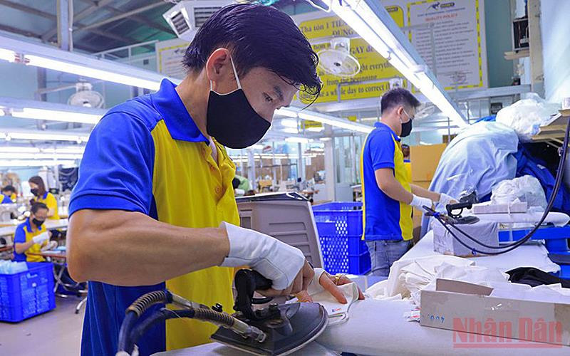 Lao động trẻ đang rất cần sự hỗ trợ, kết nối trong bối cảnh dịch bệnh hiện nay.