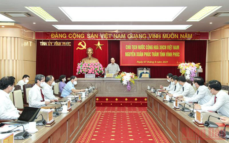 Chủ tịch nước phát biểu ý kiến chỉ đạo tại buổi làm việc.