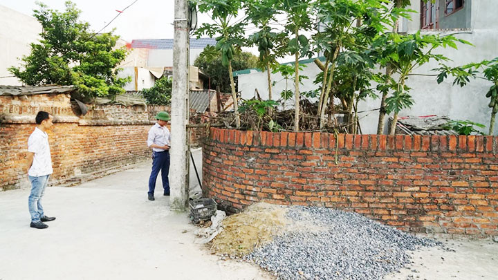 Giá đất nền, đất thổ cư tại nhiều nơi được đẩy lên cao nhưng các giao dịch thực tế diễn ra không nhiều. Ảnh: NAM HẢI