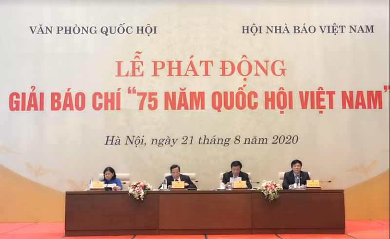 Phát động Giải báo chí "75 năm Quốc hội Việt Nam”