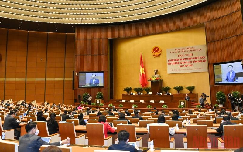 Quang cảnh Hội nghị đại biểu Quốc hội hoạt động chuyên trách thảo luận một số dự án luật trình Quốc hội tại kỳ họp thứ 3. (Ảnh: Duy Linh)