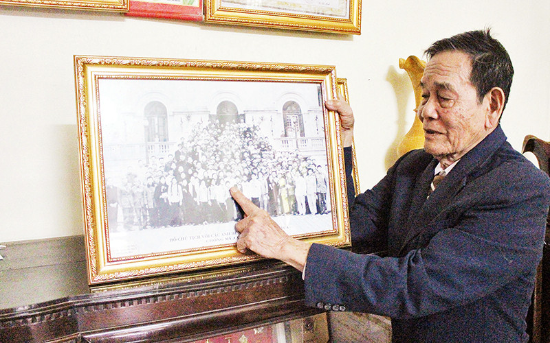 Người Anh hùng năm lần được gặp Bác Hồ