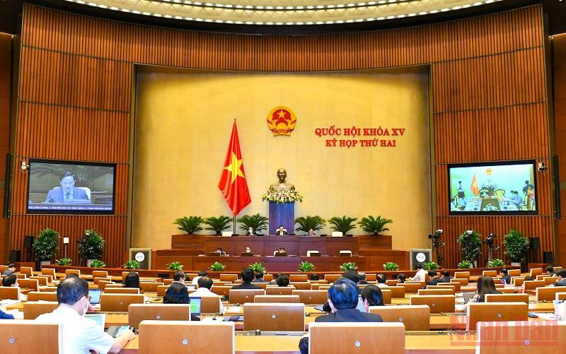 Quốc hội thảo luận trực tuyến về dự án Luật sửa đổi, bổ sung một số điều của Luật Sở hữu trí tuệ, chiều 26/10. (Ảnh: LINH NGUYÊN)