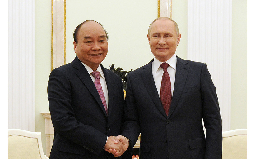 Chủ tịch nước Nguyễn Xuân Phúc và Tổng thống Vladimir Putin.