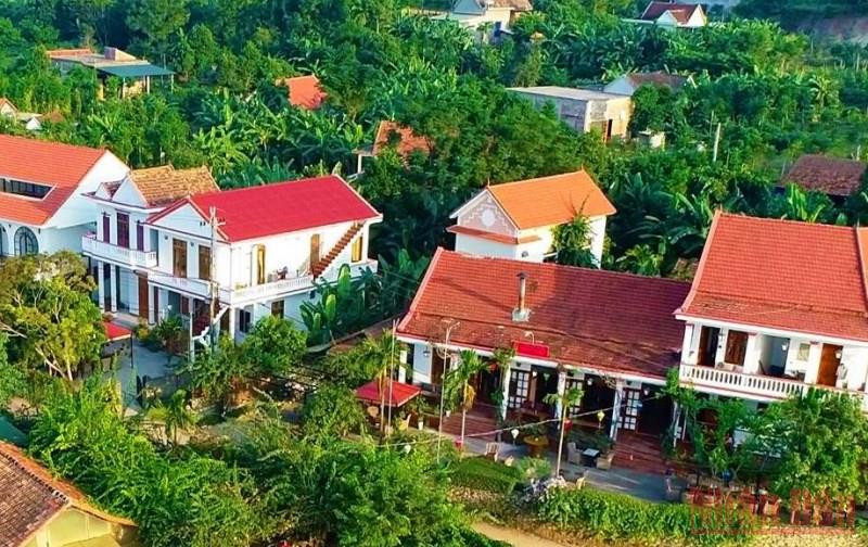 Một góc Làng văn hóa, du lịch Cự Nẫm (Quảng Bình)